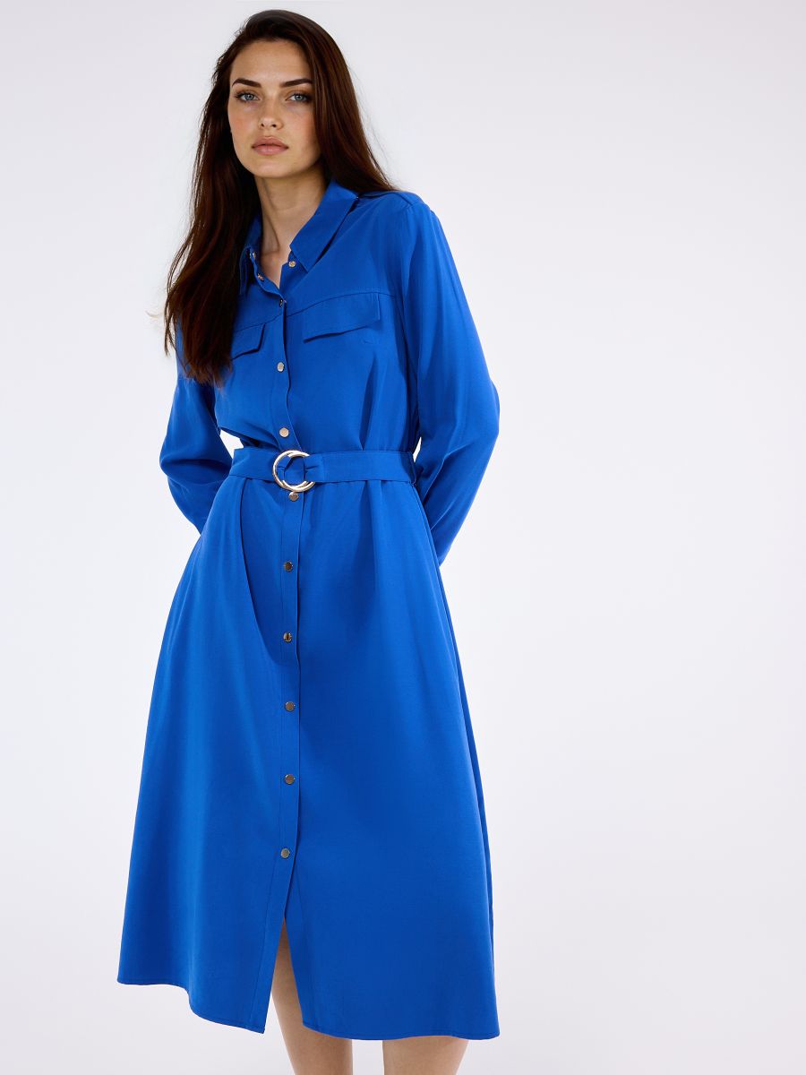 Koszulowa kobaltowa sukienka midi - niebieski - MOHITO
