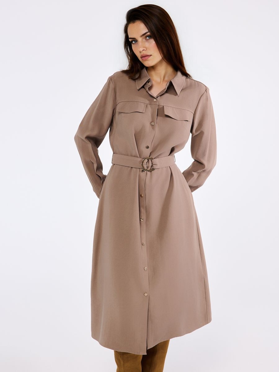 Koszulowa sukienka midi - brązowy - MOHITO