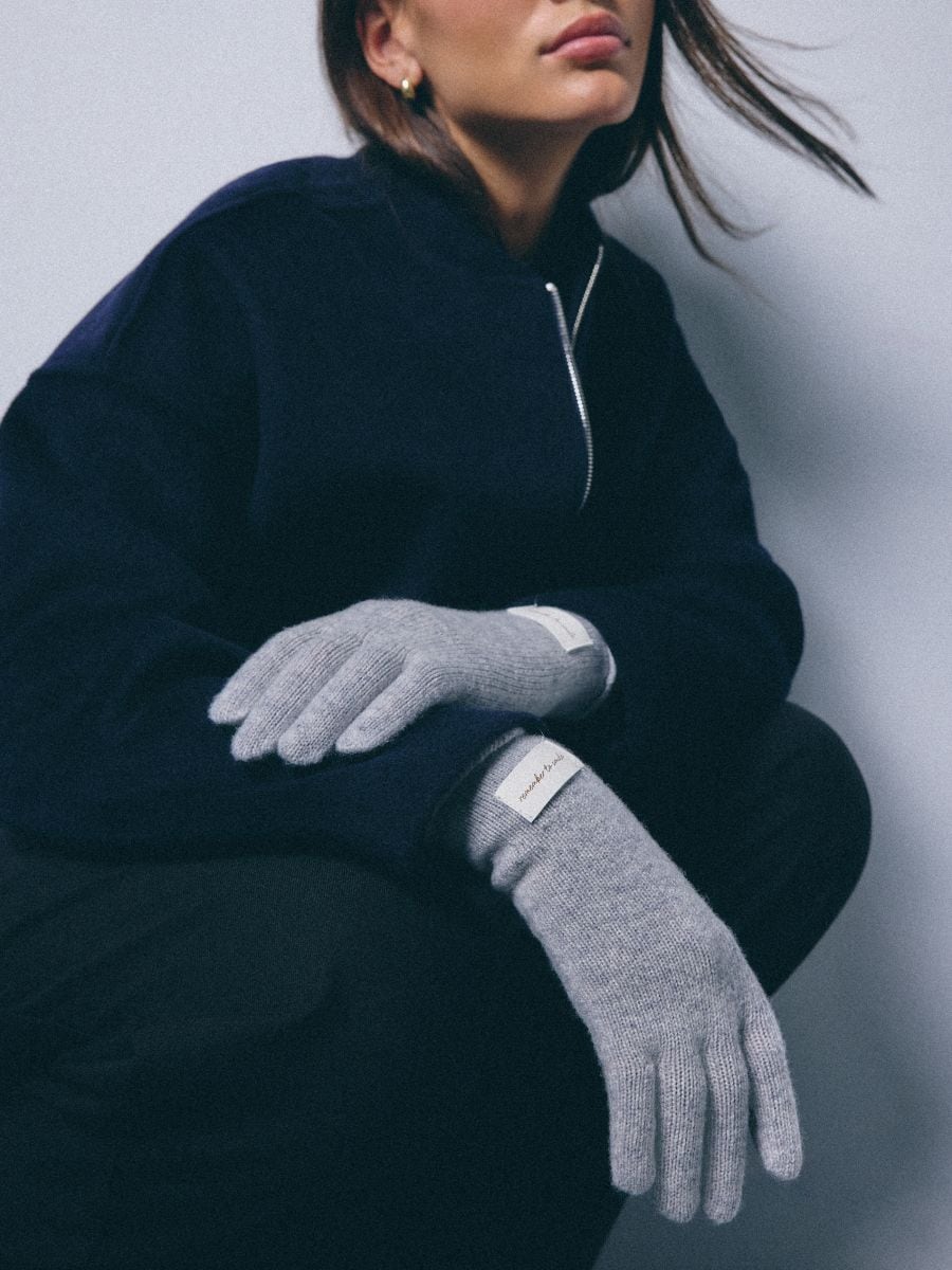 Wełniane szare rękawiczki - szary - MOHITO