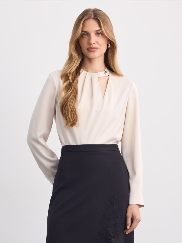 Mohito - Bluza s ukrasnim elementom - krem