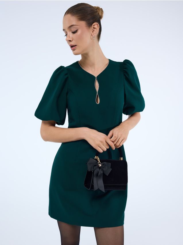 Rochie mini cu mâneci bufante