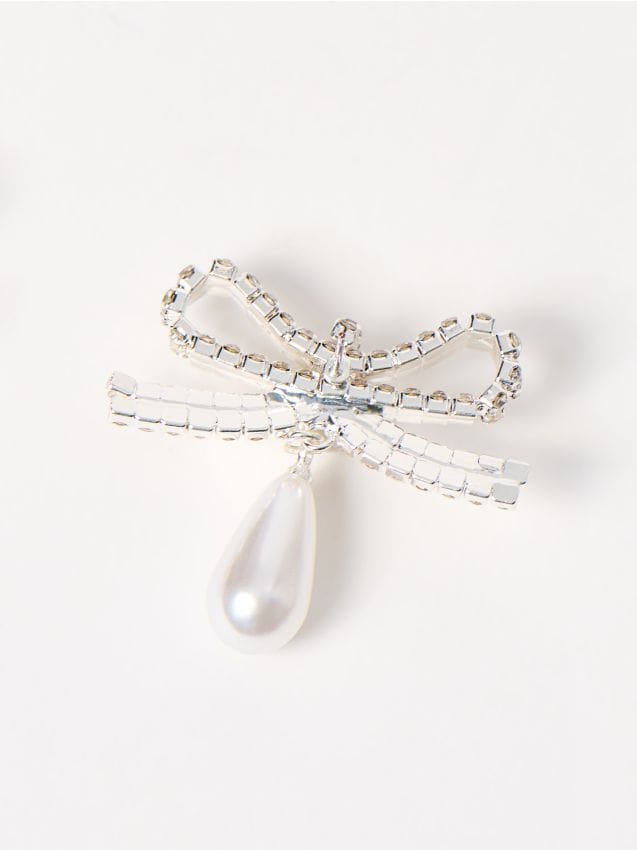 Σκουλαρίκια