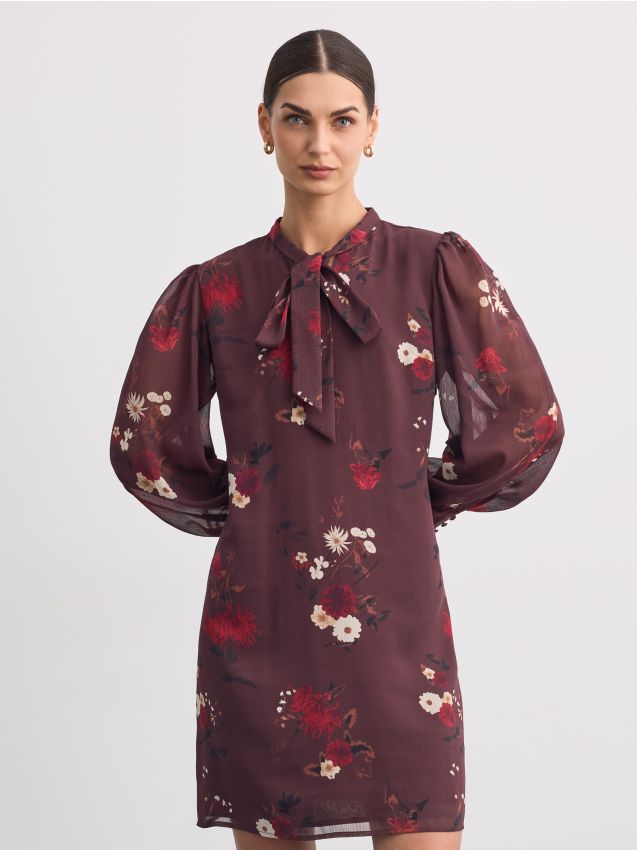 Rochie mini cu flori cu cordon