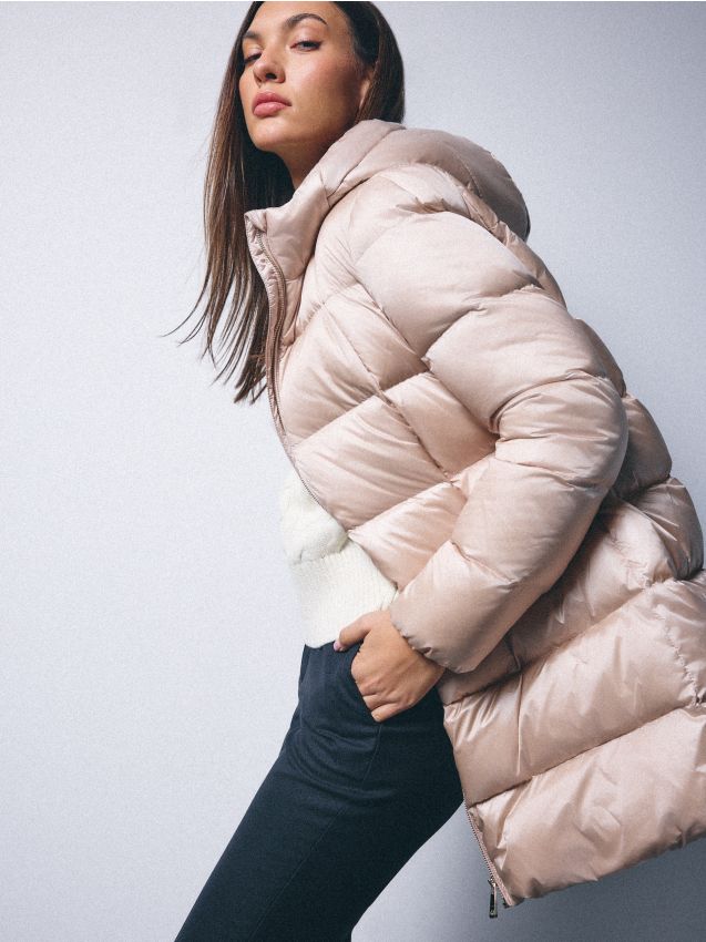 Geacă matlasată, cu umplutură sintetică