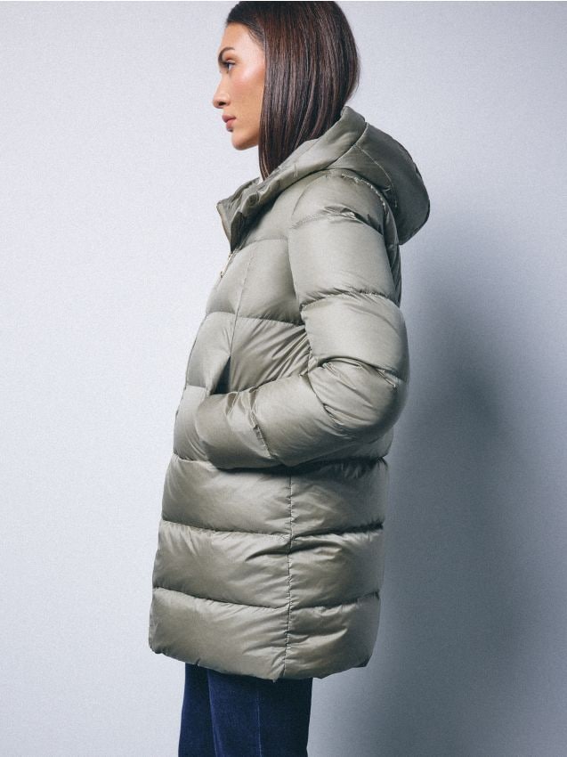 Geacă matlasată, cu umplutură sintetică