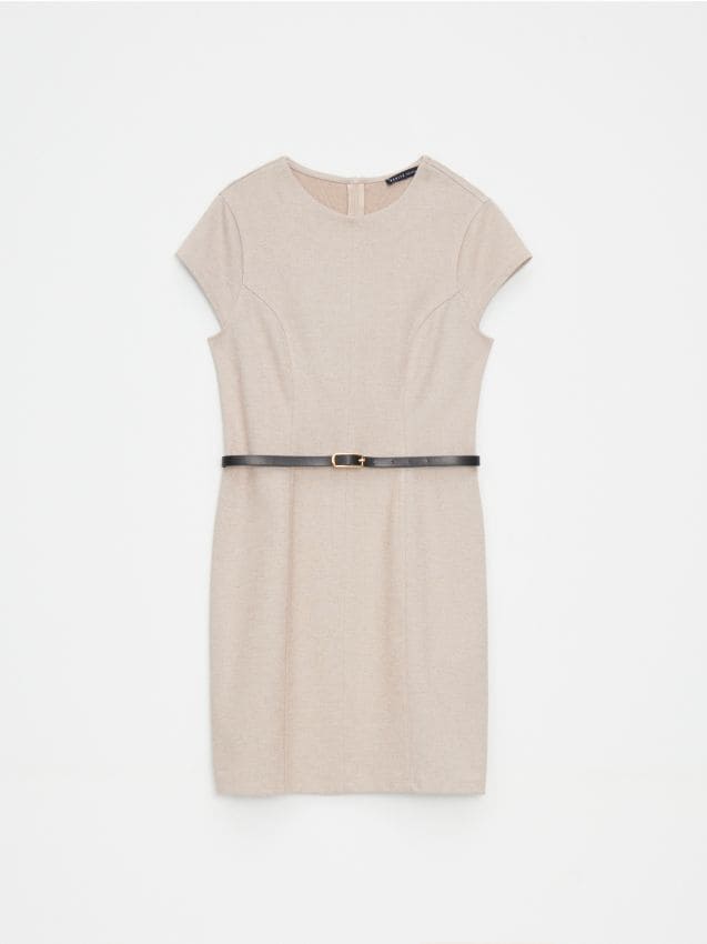 Rochie mini cu curea
