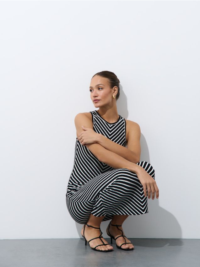 Rochie tricotată midi