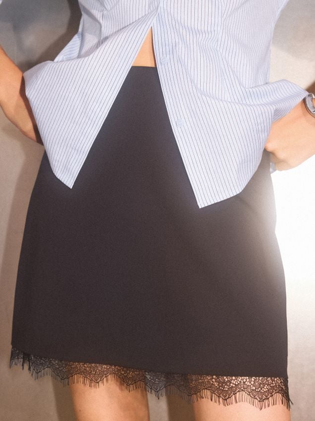 LADIES` SKIRT