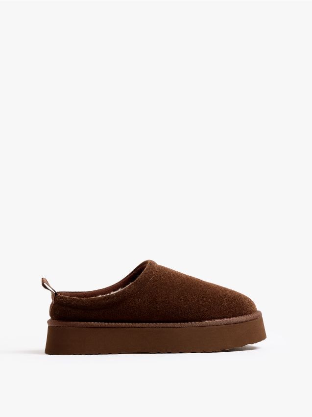 Ghete din piele întoarsă