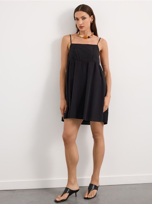 Rochie mini cu bretele