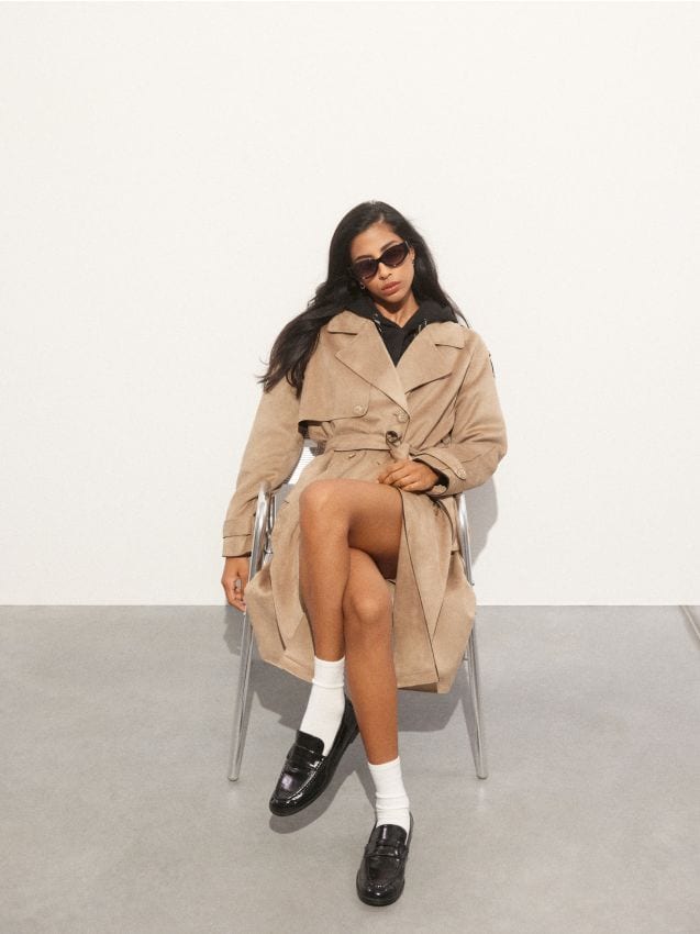 Trenci cu rând dublu de nasturi