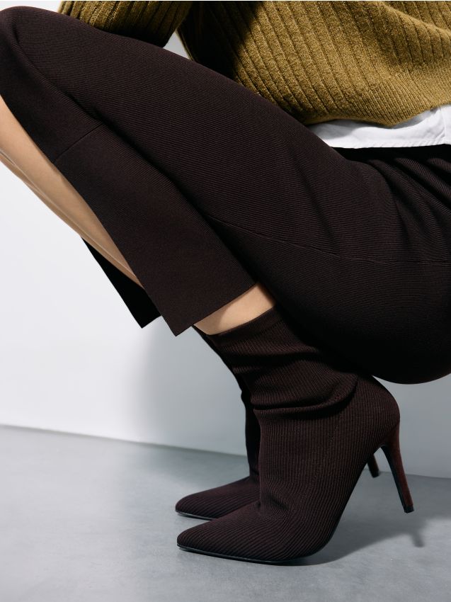 Μπότες με ψηλό τακούνι - MOHITO