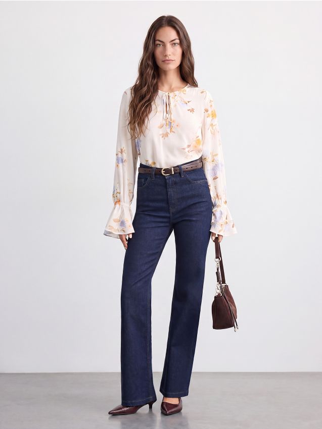 Bluză cu model floral