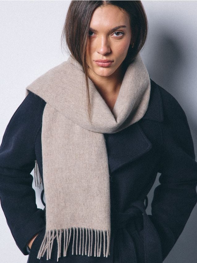 Fular cu conținut ridicat de lână