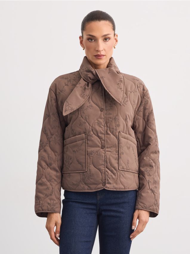 Prošivena jakna s printom