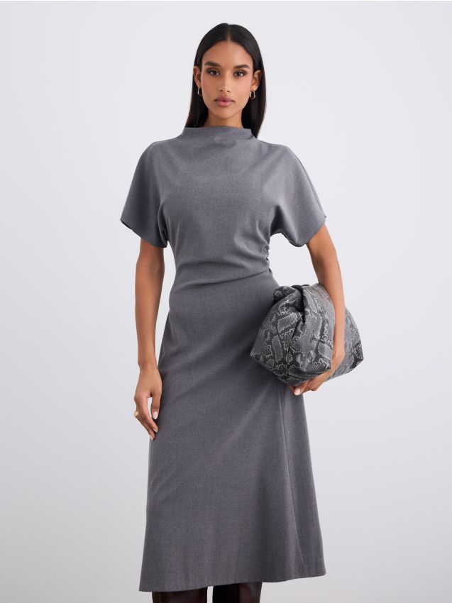 Rochie midi cu falduri