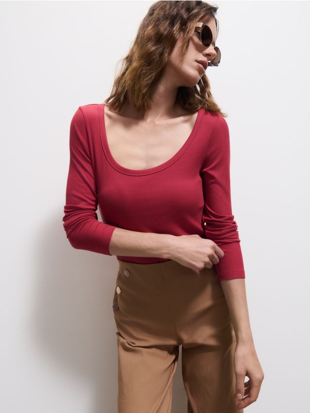 Longsleeve z wiskozą Kolor czerwony - MOHITO - 268GG-29X