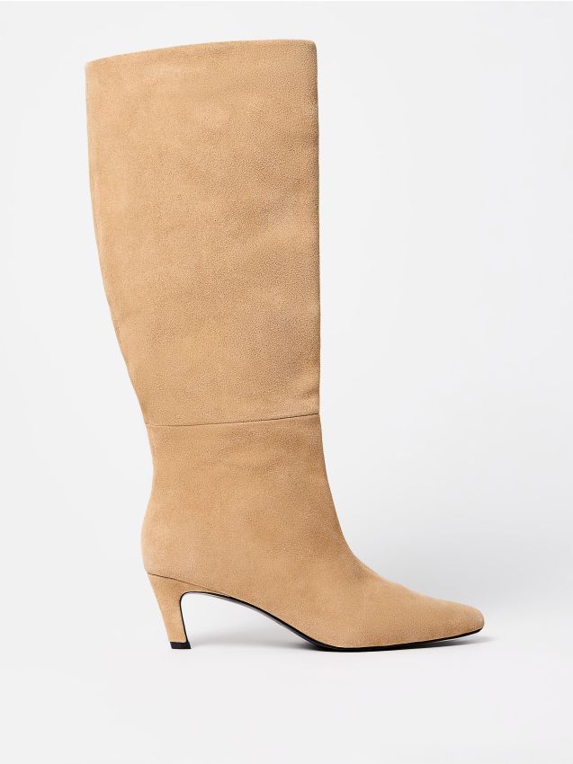 Cizme până la genunchi, cu toc înalt
