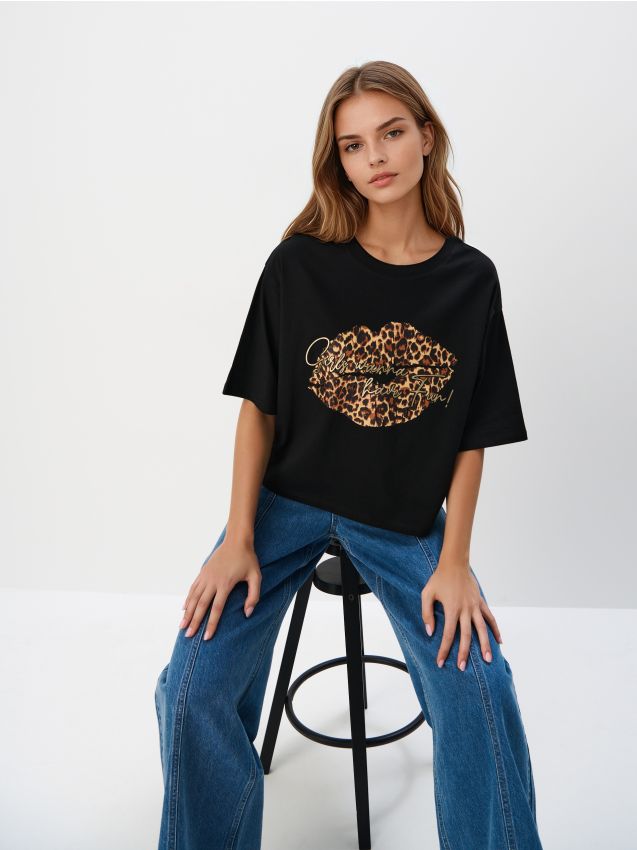 T-shirt z nadrukiem z przodu - MOHITO