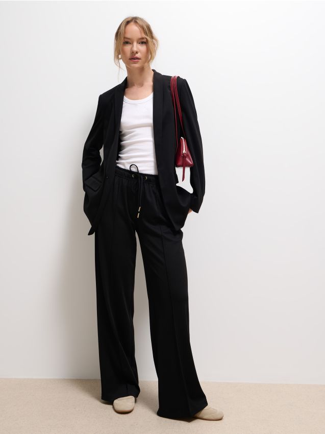 Pantaloni sport
