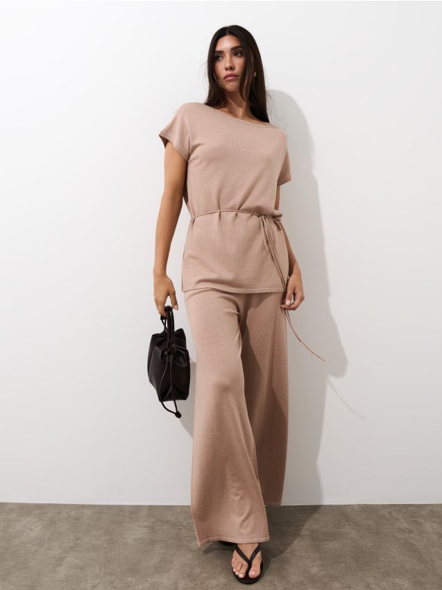 Pantaloni din tricot