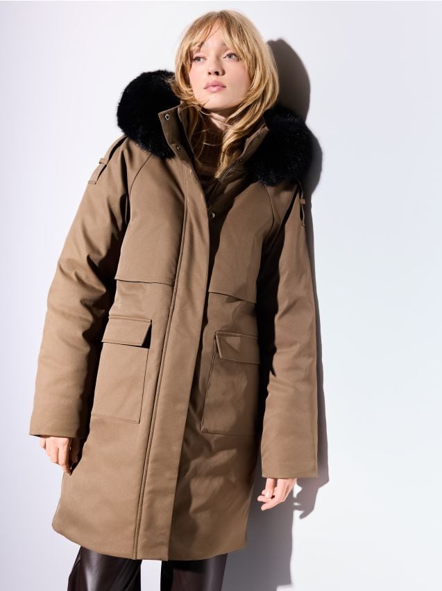 Kurtka parka z naturalnym puchem Kolor zielony - MOHITO - 388HR-78X