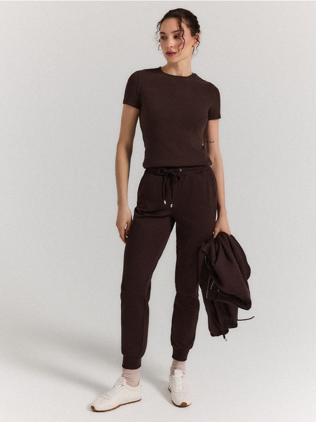 Pantaloni joggers