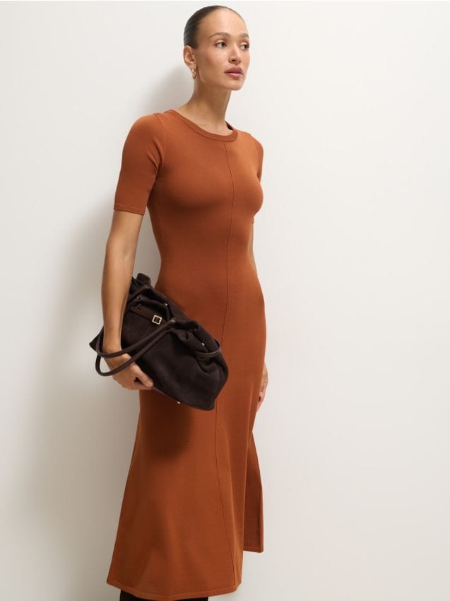 Rochie midi tip pulover