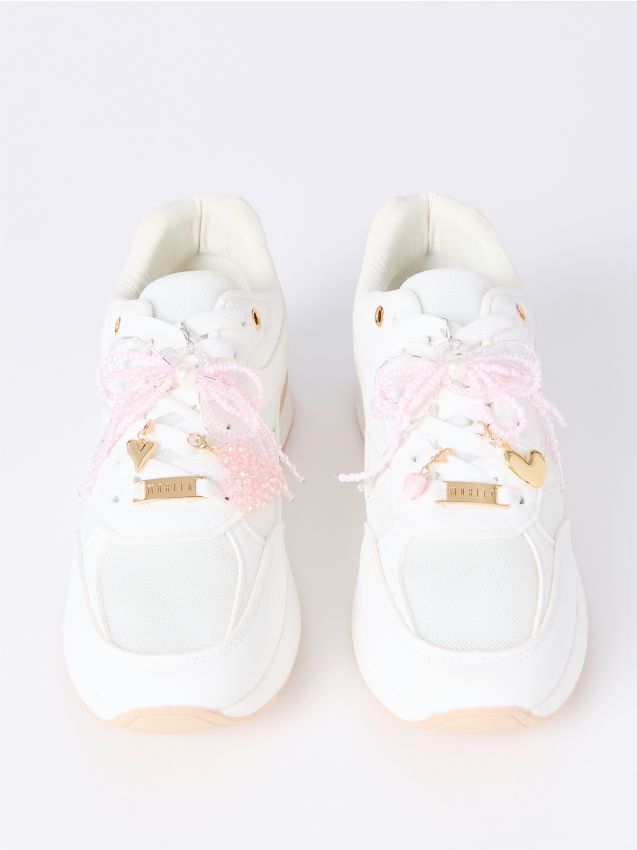 Insigne pentru papuci