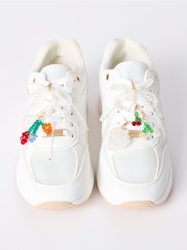 Insigne pentru papuci