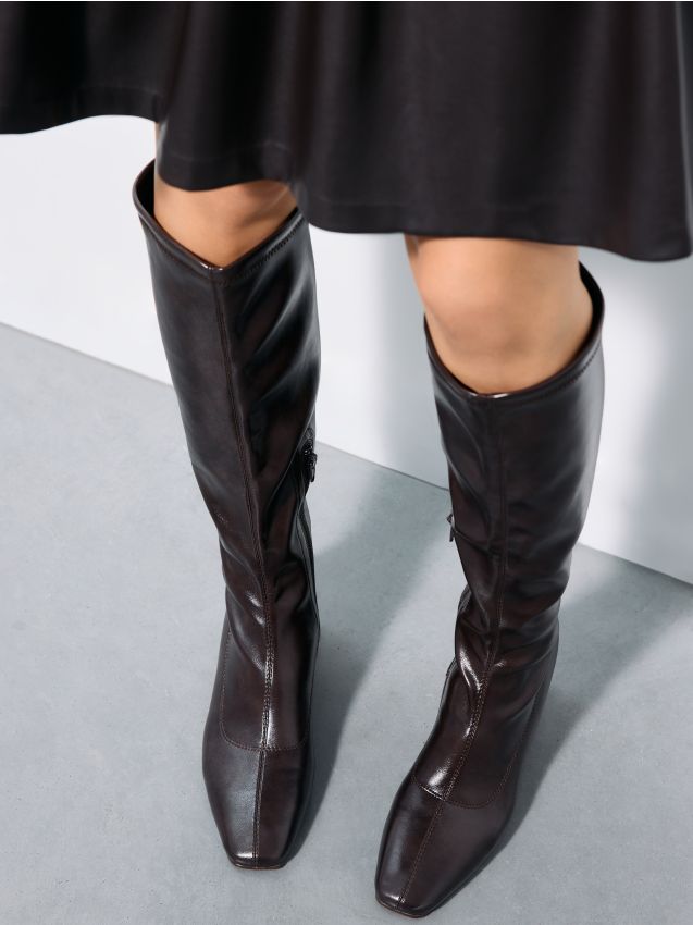 Μπότες μέχρι το γόνατο, με τακούνι