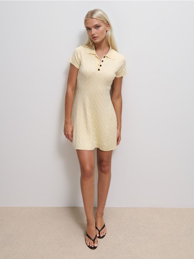 Rochie mini cu mânecă scurtă