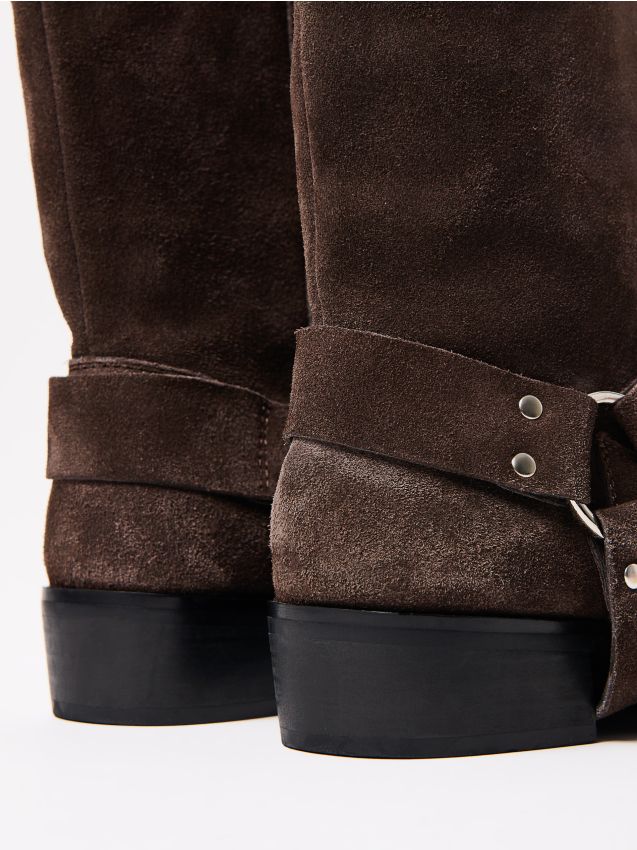 Kožne čizme do kolena