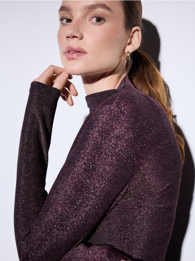 Fényes szálú felső