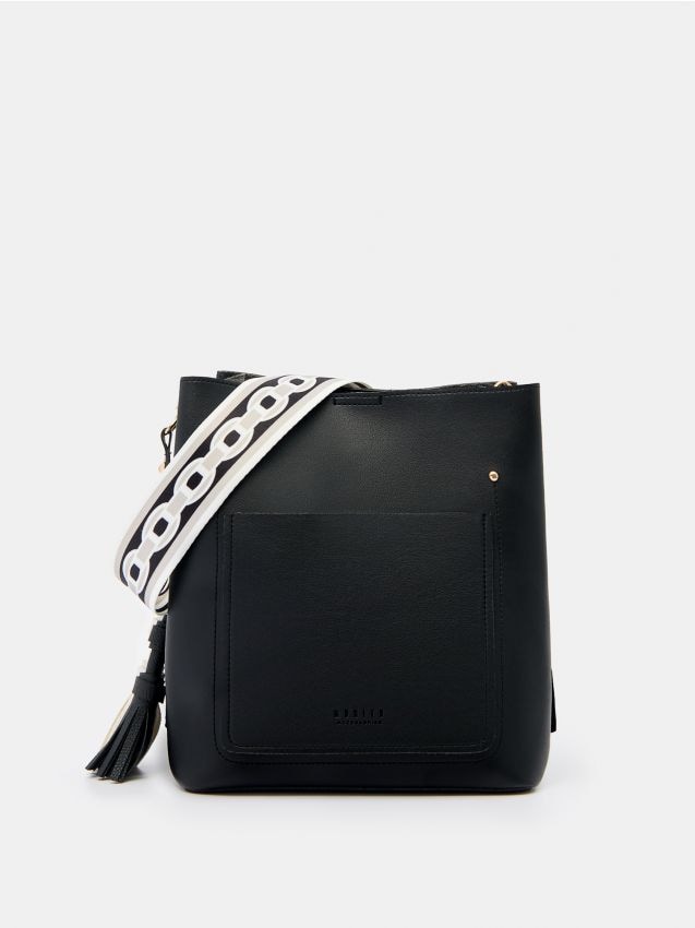 Torebka tote bag Kolor czarny - MOHITO - 6010I-99X