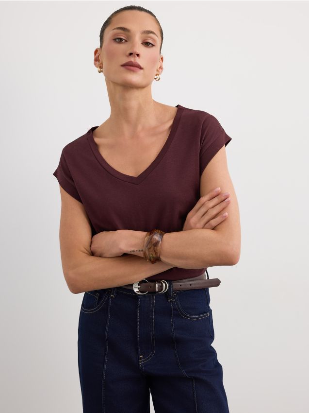 Tricou cu decolteu în V
