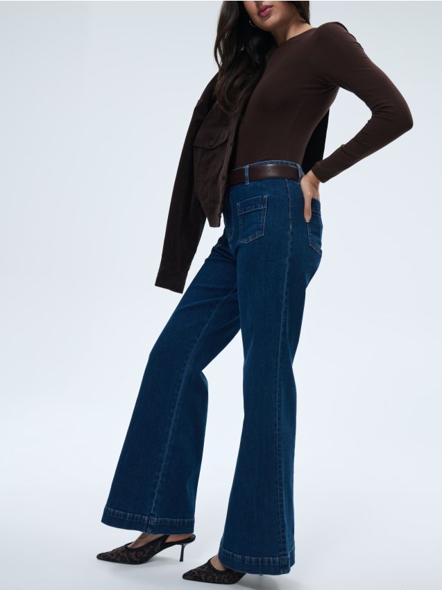 Blugi flare cu talie înaltă