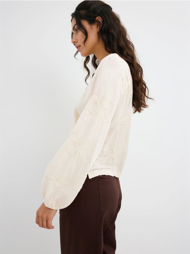 Mohito - Блуза с декоративна бродерия - бежово