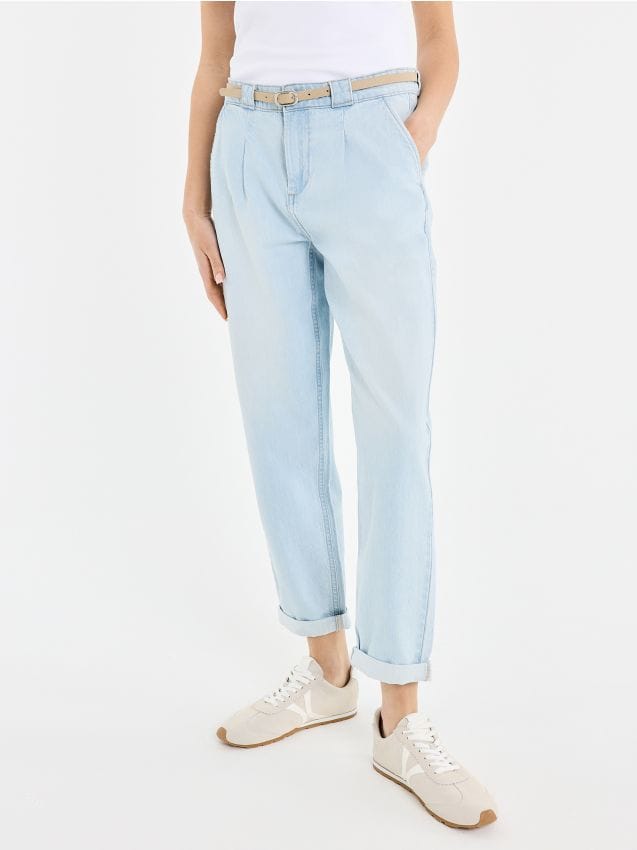 Джинси з ременем