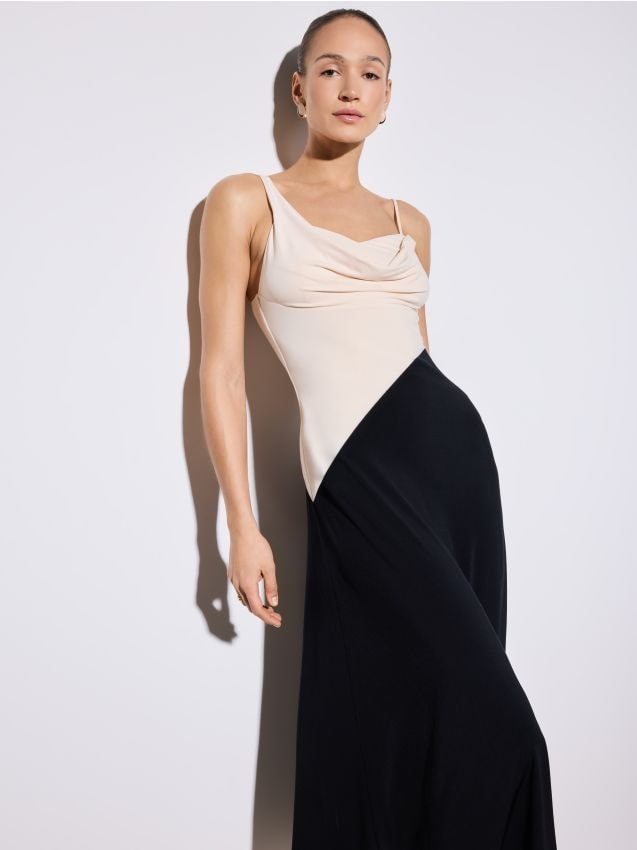 Mohito - Миди рокля с презрамки - черен