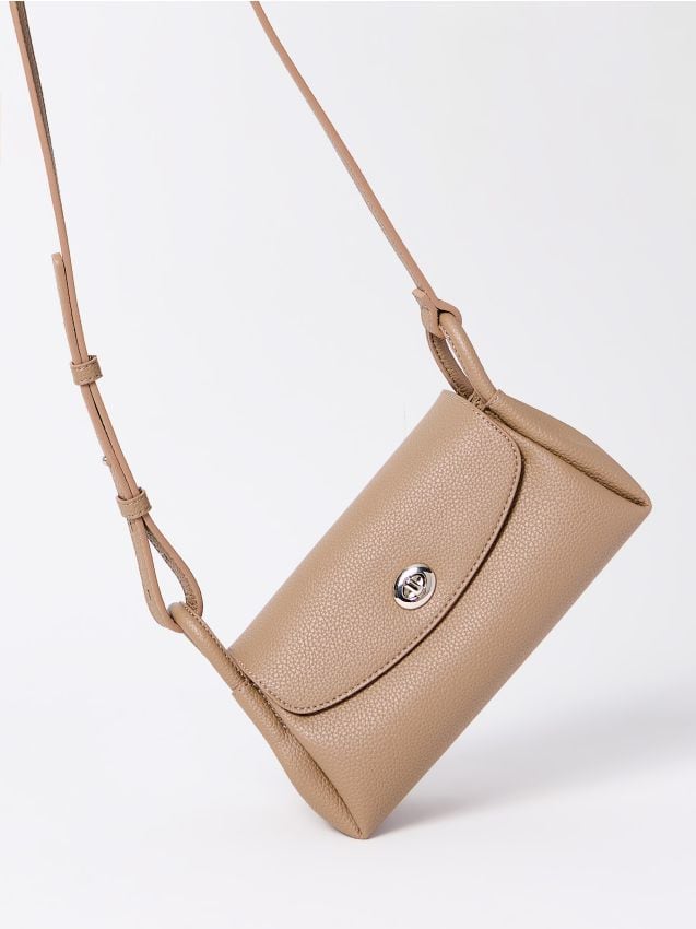 Geantă de dimensiuni mici