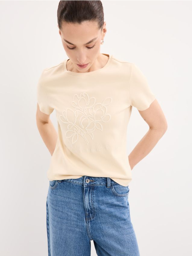 Tricou de aplicație