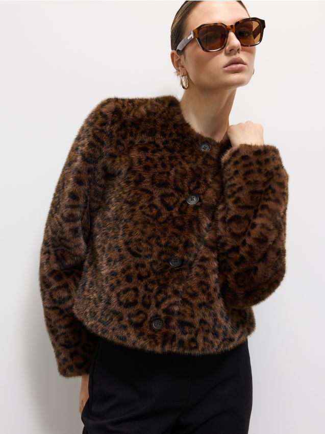 Mantou de blană artificială