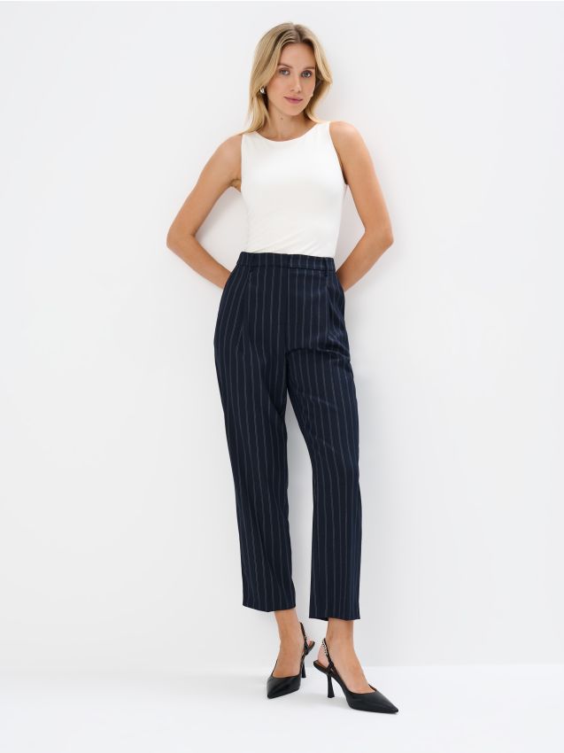Pantaloni eleganți