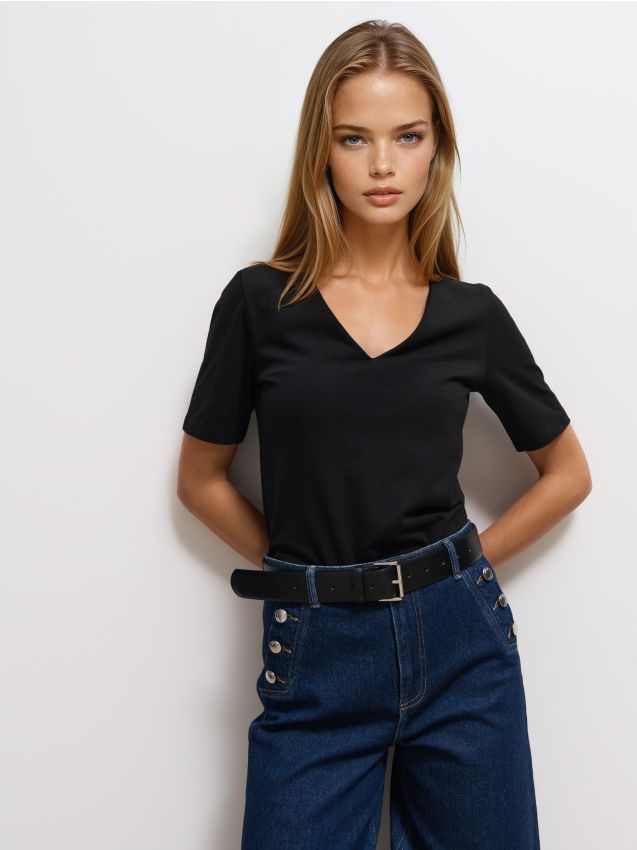 Tricou cu decolteu în V