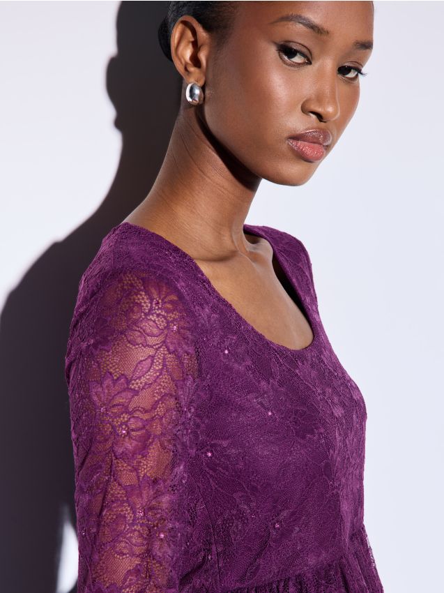 Bluză ușoară cu dantelă