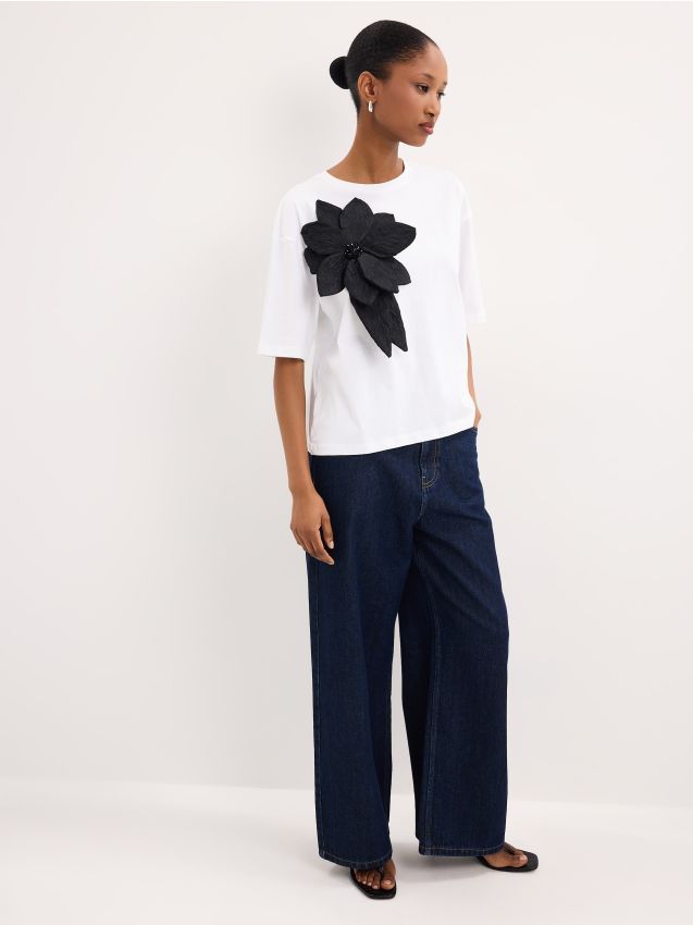 Tricou cu motiv floral