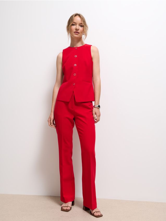 Pantaloni flare
