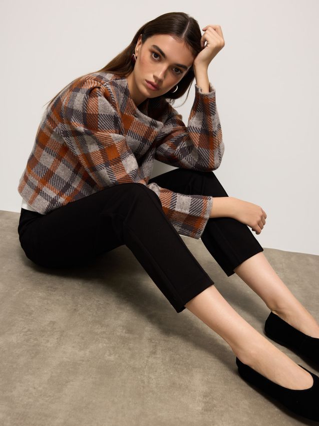 Pantaloni țigaretă