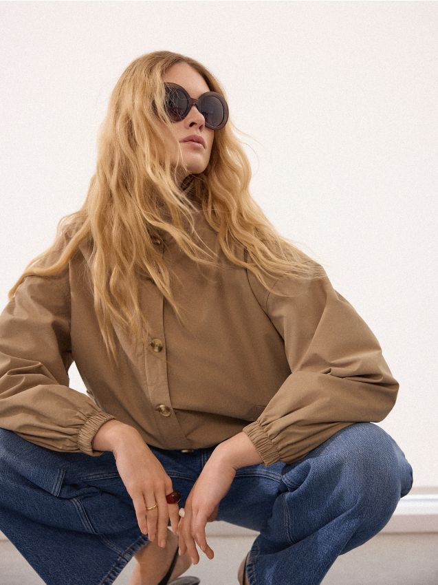 Mohito - Яке с висока яка - бежово